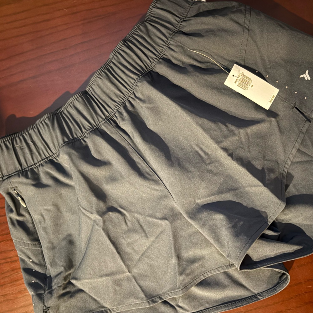 NWT Old Navy Active shorts